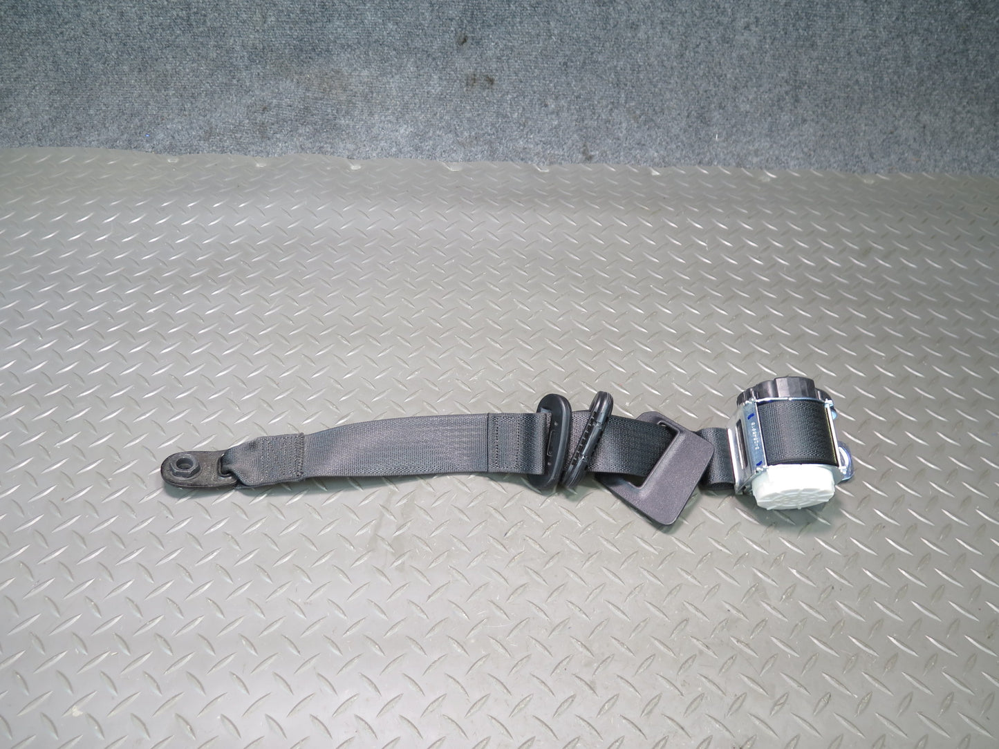 18-21 JEEP WRANGLER UNLIMITED RUBICON JL SET OF 2 REAR LEFT & RIGHT SEATBELT RETRACTORS 6AC45TX7AC OEM