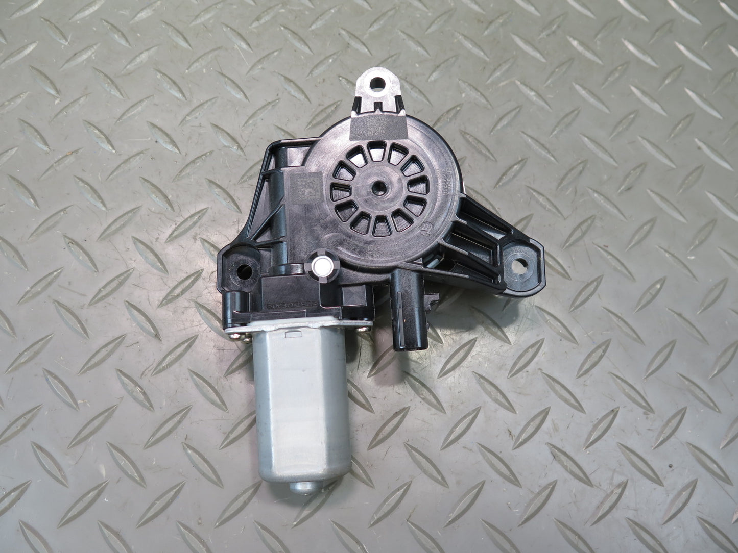 18-23 Jeep Wrangler JL Rear Left Door Window Motor OEM