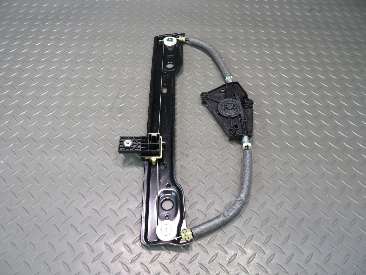 18-23 Jeep Wrangler JL Rear Right Door Window Regulator NO Motor OEM