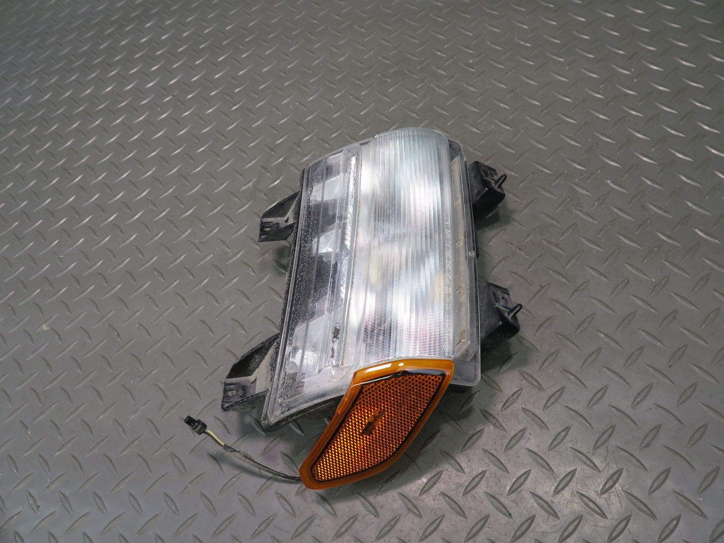 18-19 Jeep Wrangler JL Set of 2 Front Turn Signal Parking Light Lamp OEM