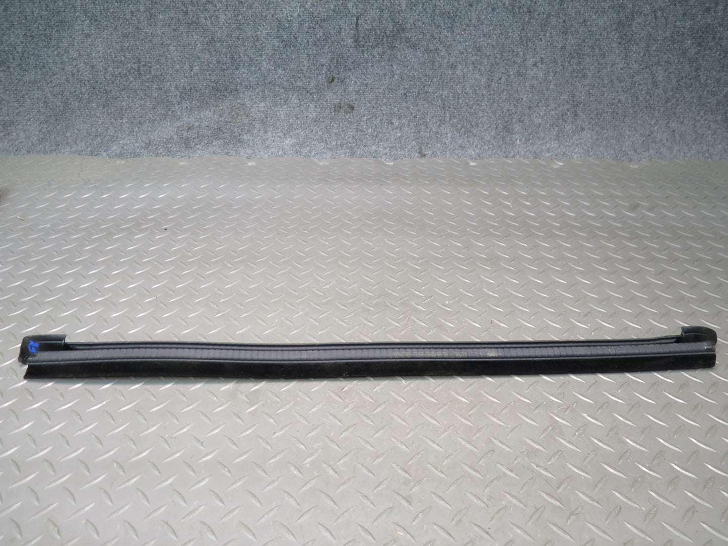 18-23 Jeep Wrangler JL 4-DOOR Set of 8 Door Window Weatherstrip Seal Gasket OEM