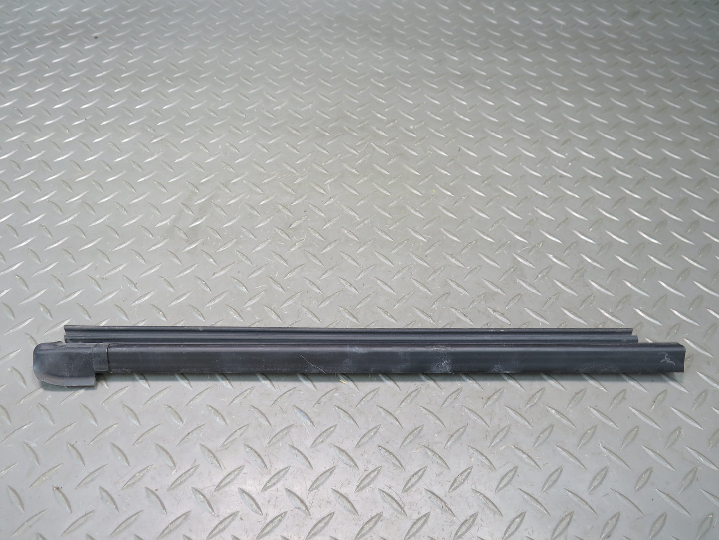 18-23 Jeep Wrangler JL 4-DOOR Set of 8 Door Window Weatherstrip Seal Gasket OEM