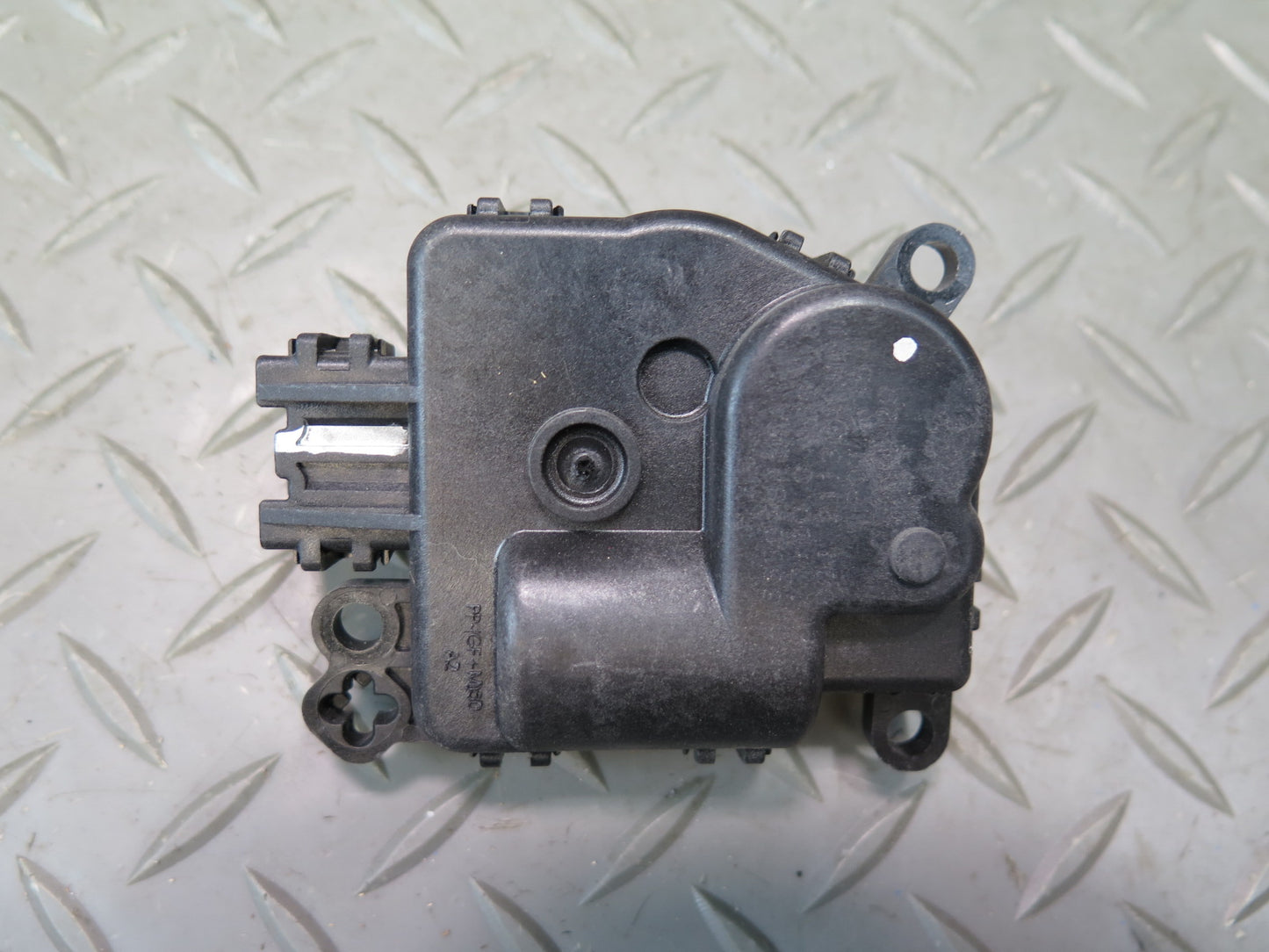 18-23 Jeep Wrangler JL Set of 4 A/C Heater Flap Door Actuator Motor OEM