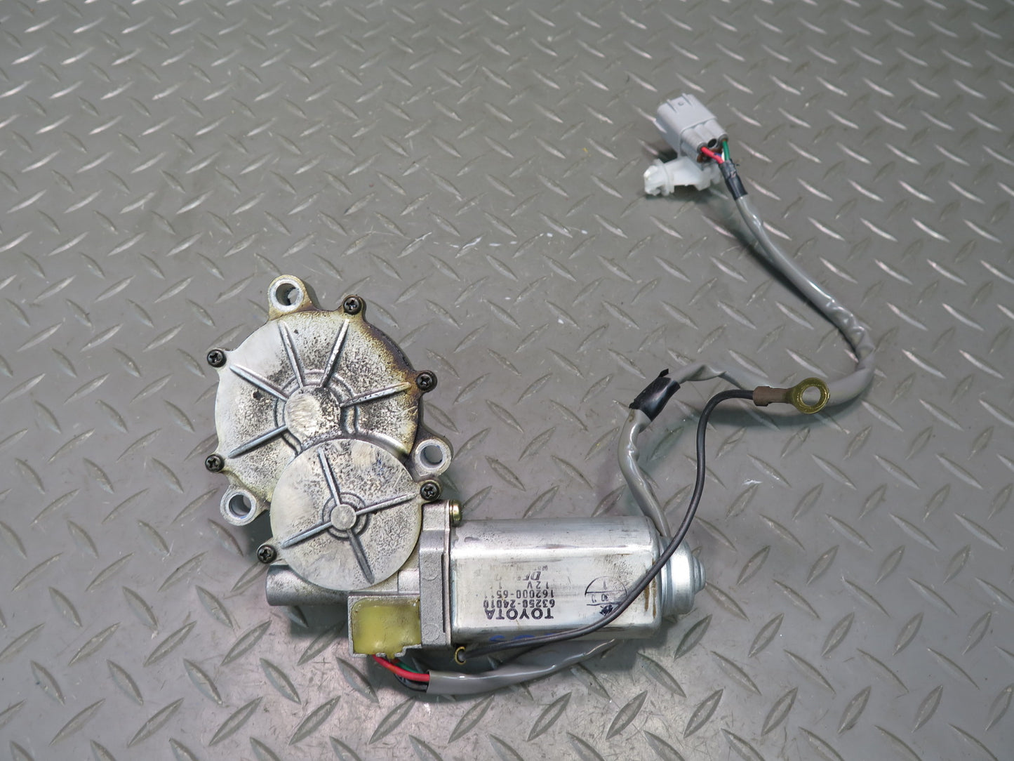 02-10 Lexus Z40 SC430 Convertible TOP Roof Left Hinge Drive Motor OEM
