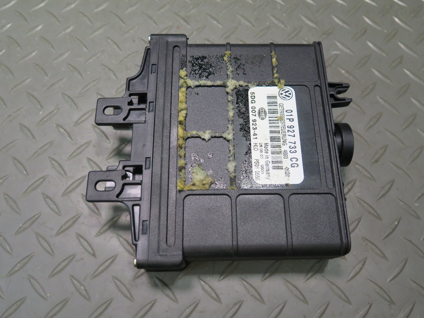 02-03 VW Eurovan T4 2.8L Automatic Transmission Control Module 01P927733CG OEM