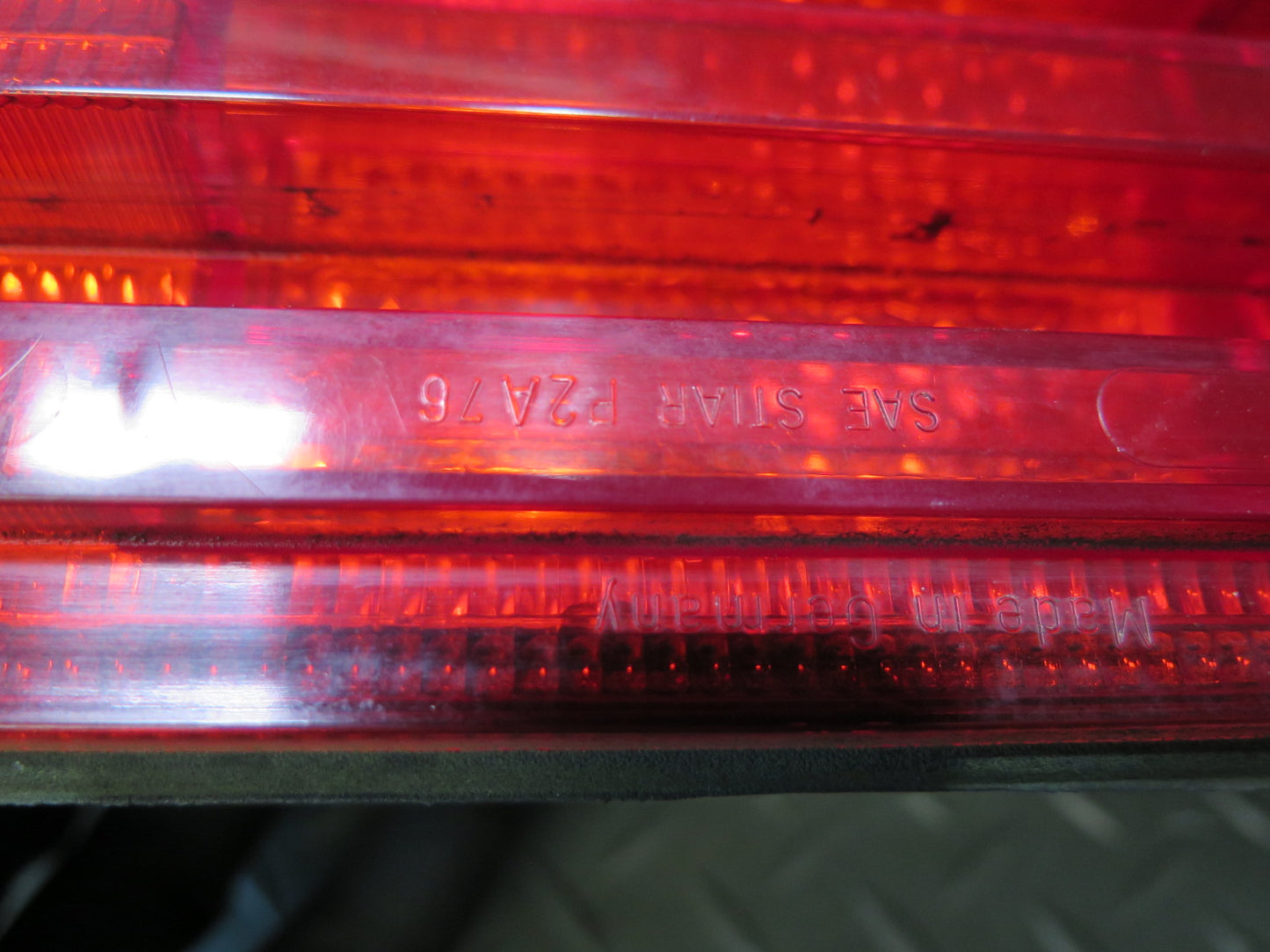 73-89 Mercedes R107 Sl-class Rear Right Tail Light Lamp 1078201664 OEM