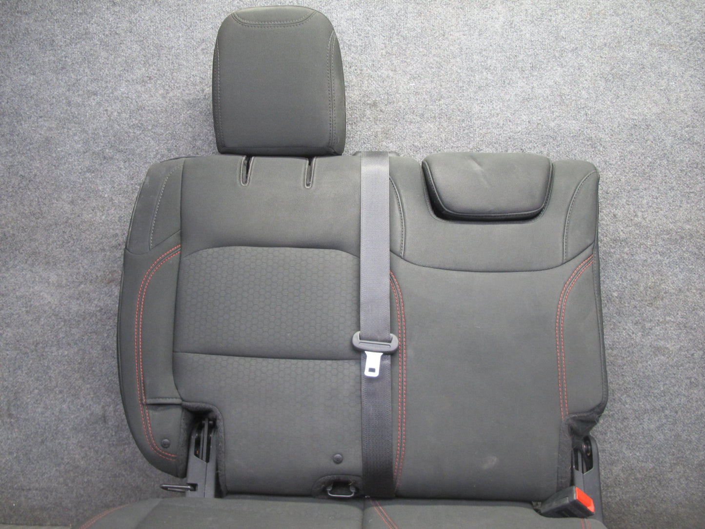18-19 Jeep Wrangler Rubicon 4-DOOR RED Stiches Front & Rear Cloth Seat Set OEM