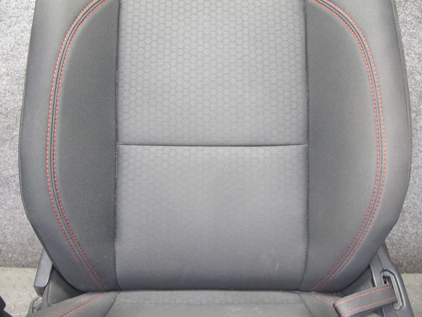 18-19 Jeep Wrangler Rubicon 4-DOOR RED Stiches Front & Rear Cloth Seat Set OEM