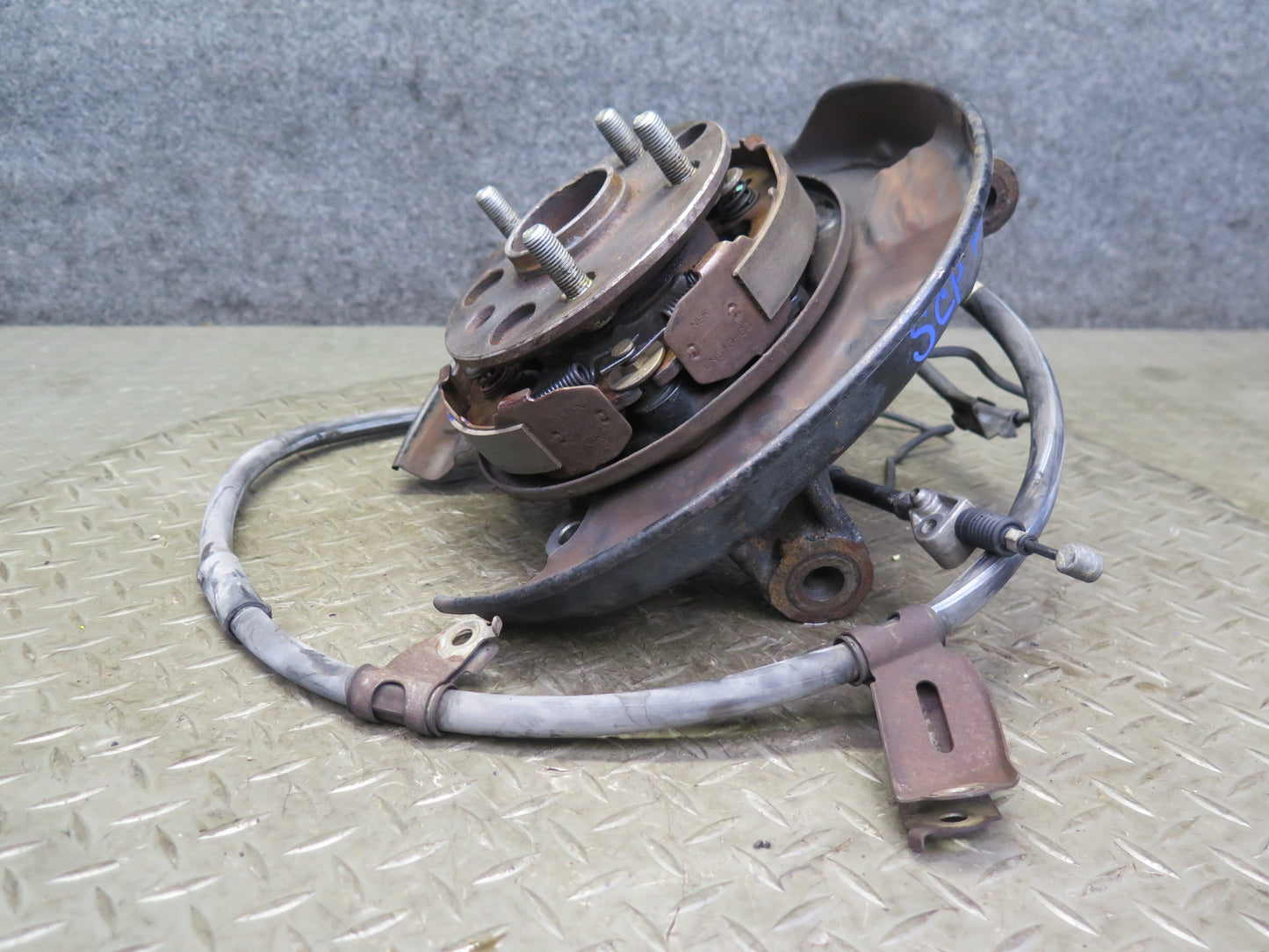 02-10 Lexus SC430 Rear Left Driver Side Spindle Knuckle Wheel Hub Bearing OEM