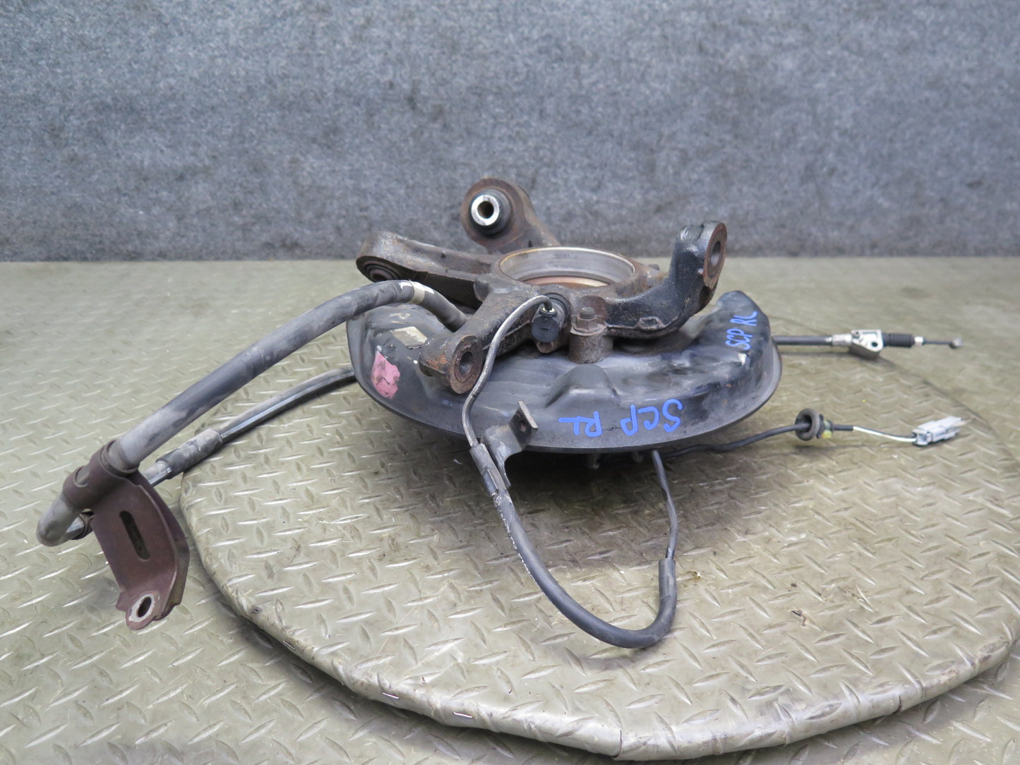 02-10 Lexus SC430 Rear Left Driver Side Spindle Knuckle Wheel Hub Bearing OEM