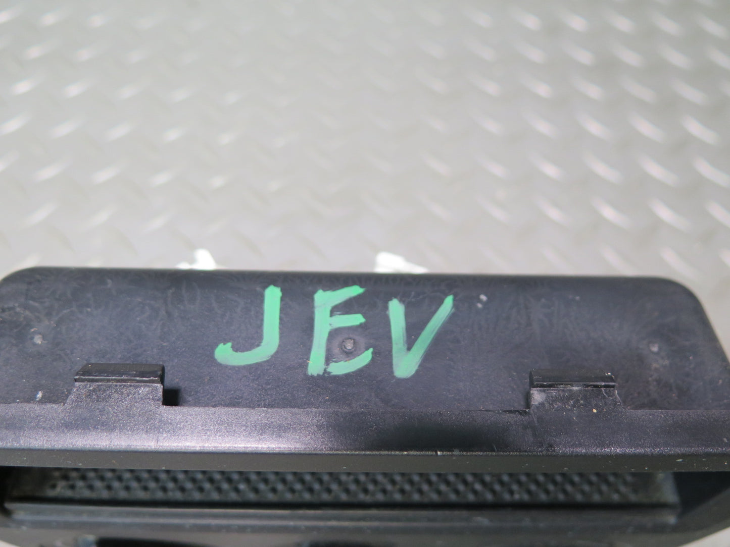 01-02 VW Eurovan T4 Manual A/C Heater Climate Control Switch Panel W/ Bezel OEM