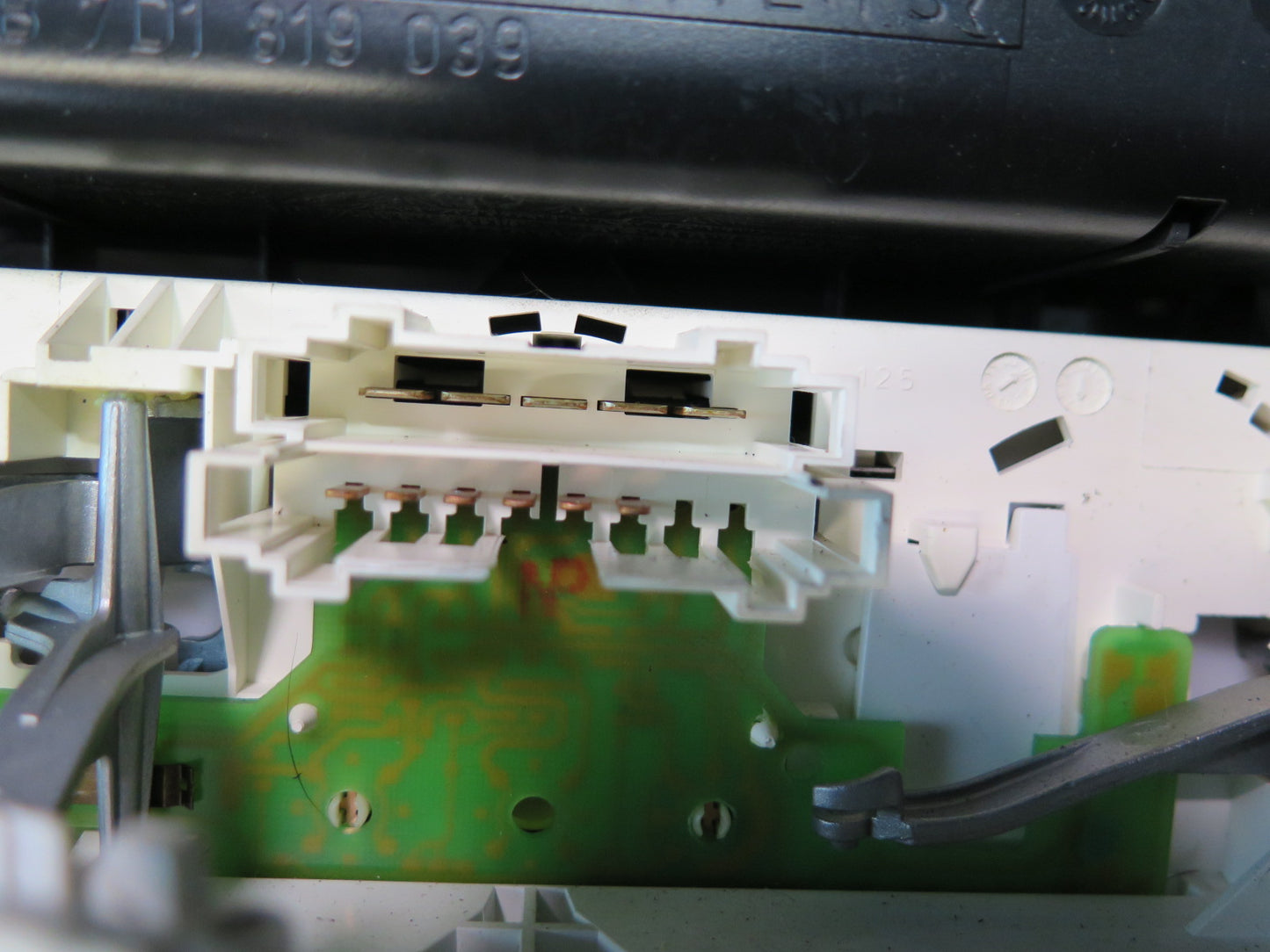 01-02 VW Eurovan T4 Manual A/C Heater Climate Control Switch Panel W/ Bezel OEM