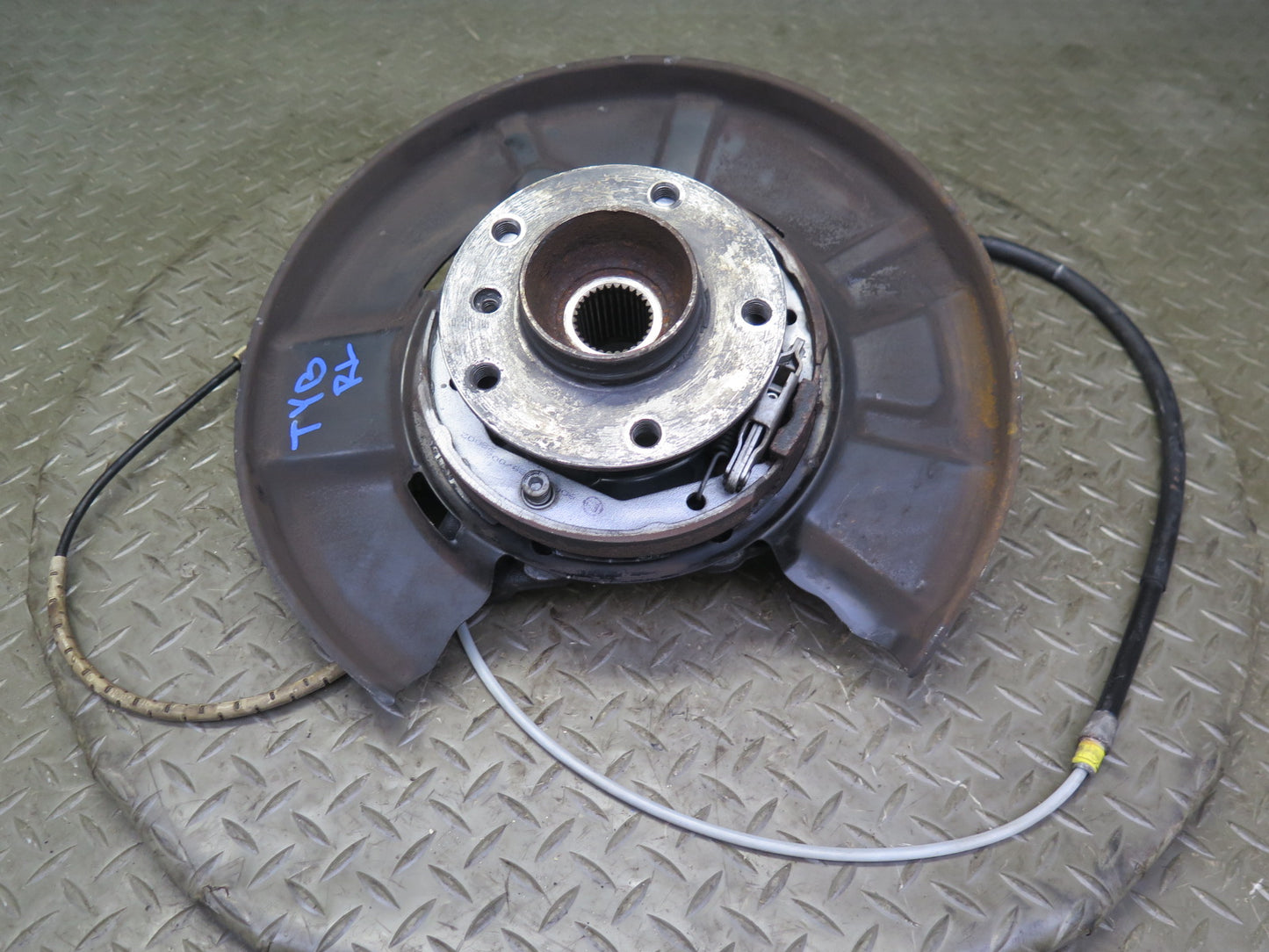 07-13 BMW E90 E92 E93 335i RWD Rear Left Spindle Knuckle Wheel Hub Bearing OEM