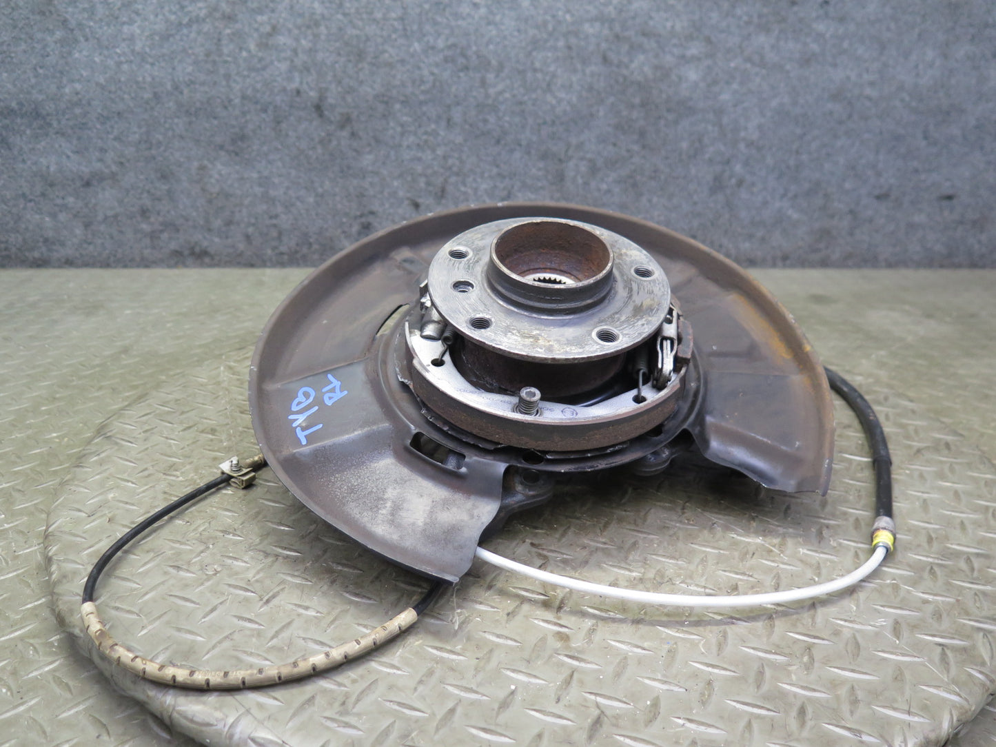 07-13 BMW E90 E92 E93 335i RWD Rear Left Spindle Knuckle Wheel Hub Bearing OEM