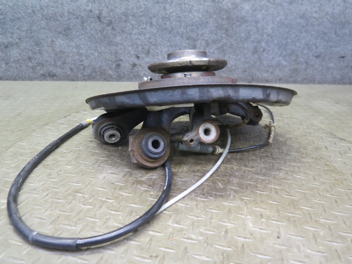 07-13 BMW E90 E92 E93 335i RWD Rear Left Spindle Knuckle Wheel Hub Bearing OEM