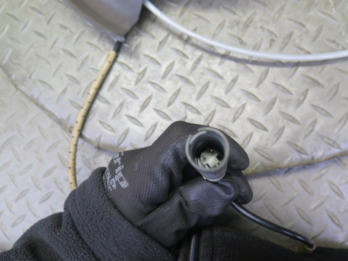 07-13 BMW E90 E92 E93 335i RWD Rear Left Spindle Knuckle Wheel Hub Bearing OEM