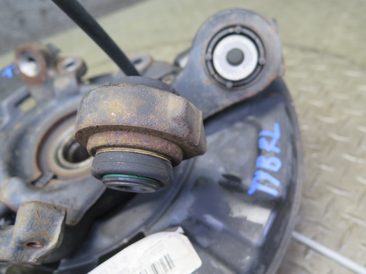 07-13 BMW E90 E92 E93 335i RWD Rear Left Spindle Knuckle Wheel Hub Bearing OEM