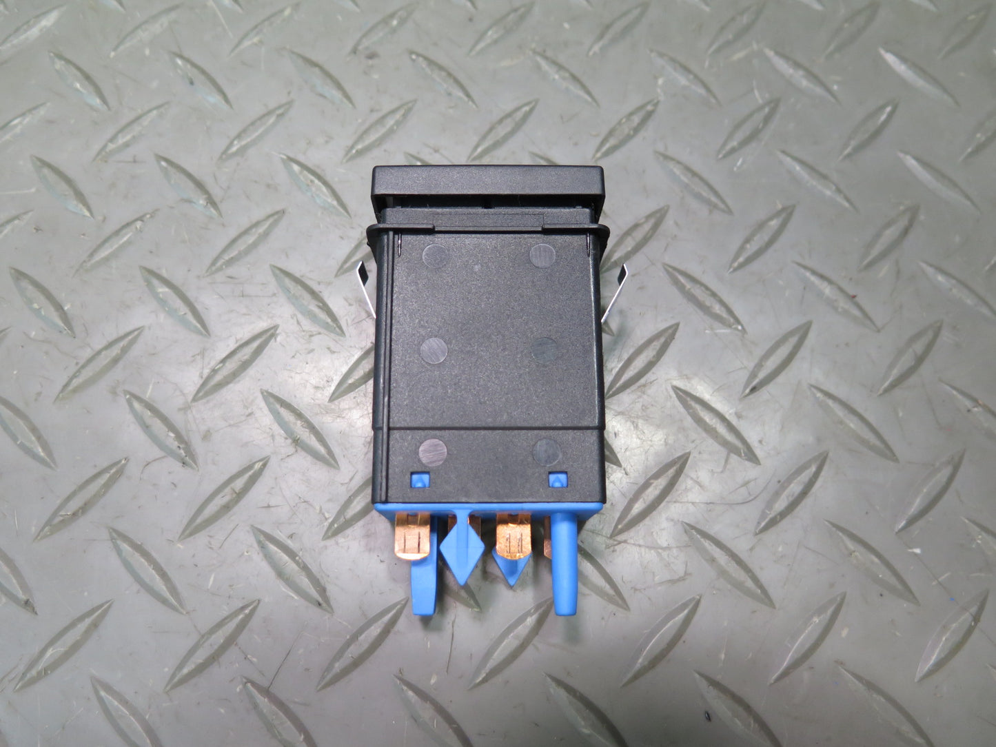 97-03 VW Eurovan T4 Emergency Hazard Flasher Light Defrost Button Switch Set OEM