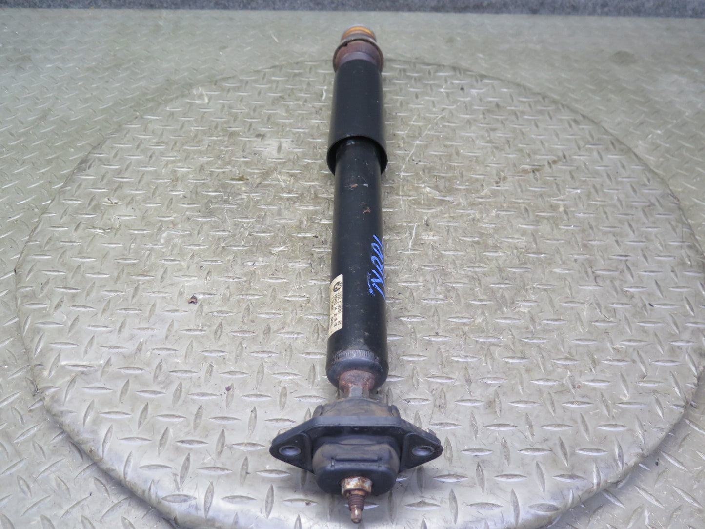 11-13 BMW E90 E92 E93 335i RWD Rear Left or Right Strut Shock Absorber OEM