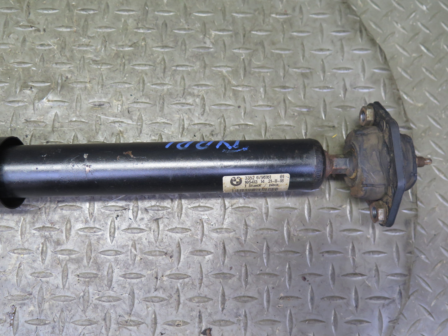 11-13 BMW E90 E92 E93 335i RWD Rear Left or Right Strut Shock Absorber OEM
