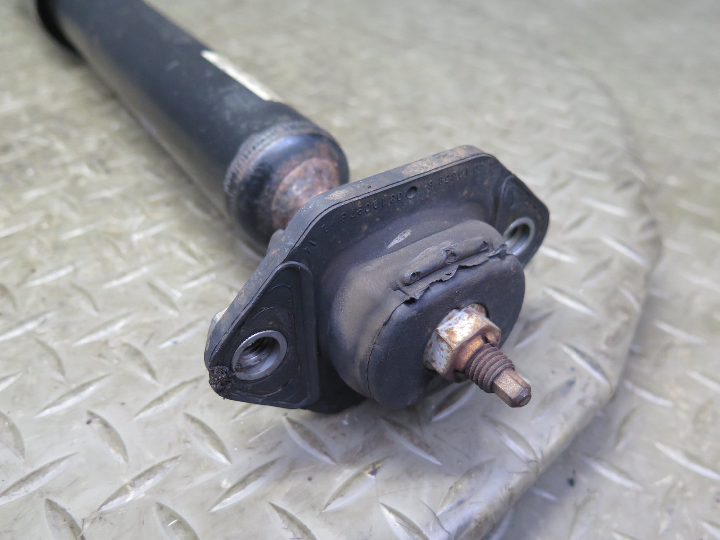11-13 BMW E90 E92 E93 335i RWD Rear Left or Right Strut Shock Absorber OEM