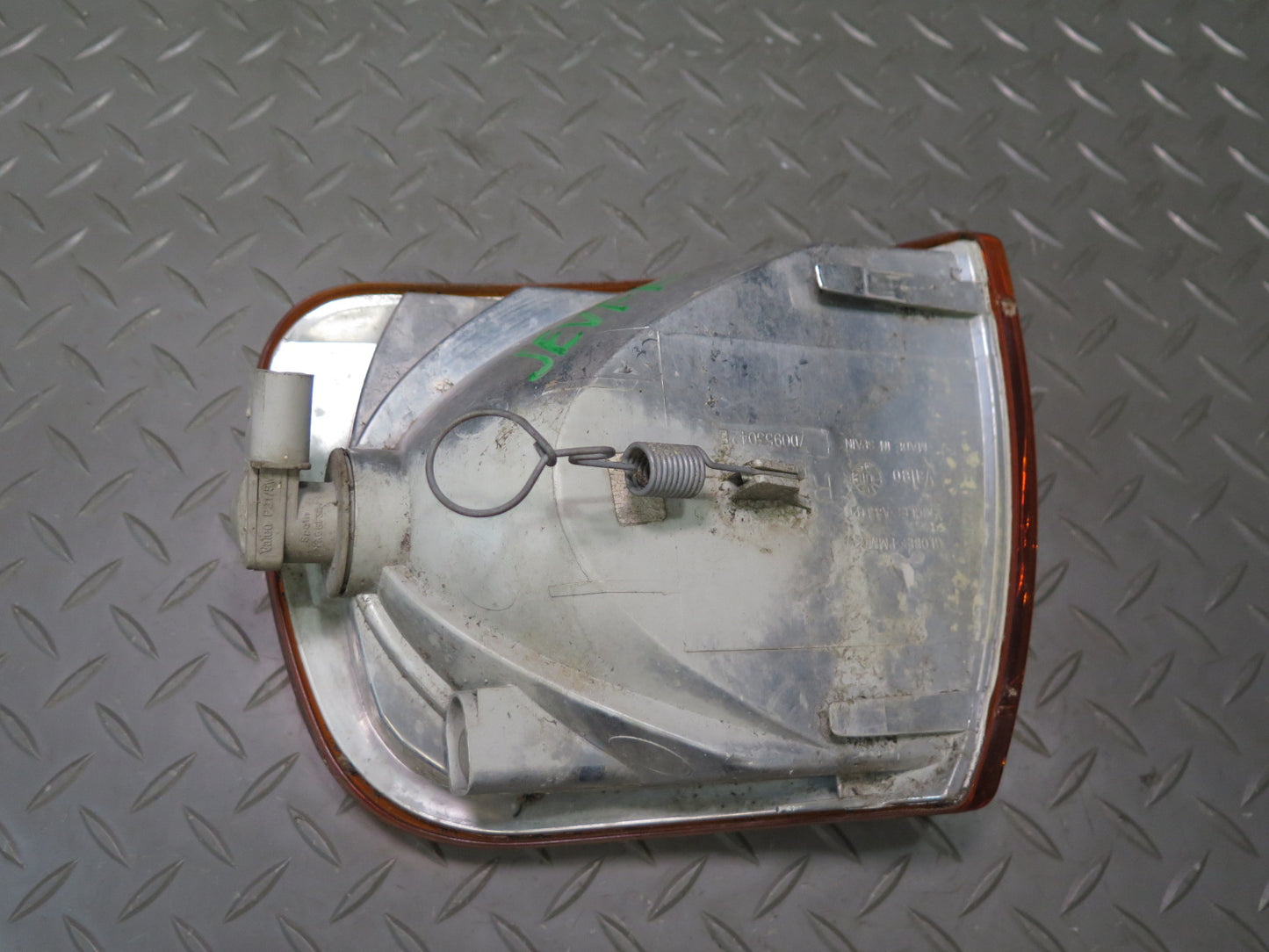 99-03 VW Eurovan T4 Set of 2 Front Left  & Right Turn Signal Light Lamp OEM