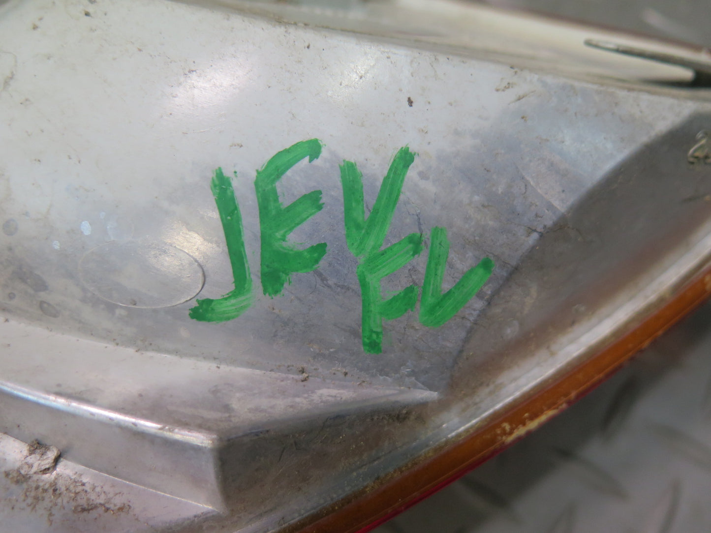 99-03 VW Eurovan T4 Set of 2 Front Left  & Right Turn Signal Light Lamp OEM