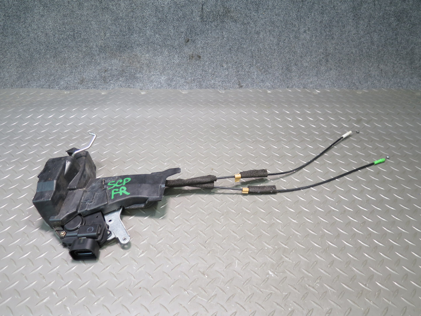 02-10 Lexus Z40 SC430 Right Passenger Door Lock Latch Actuator OEM