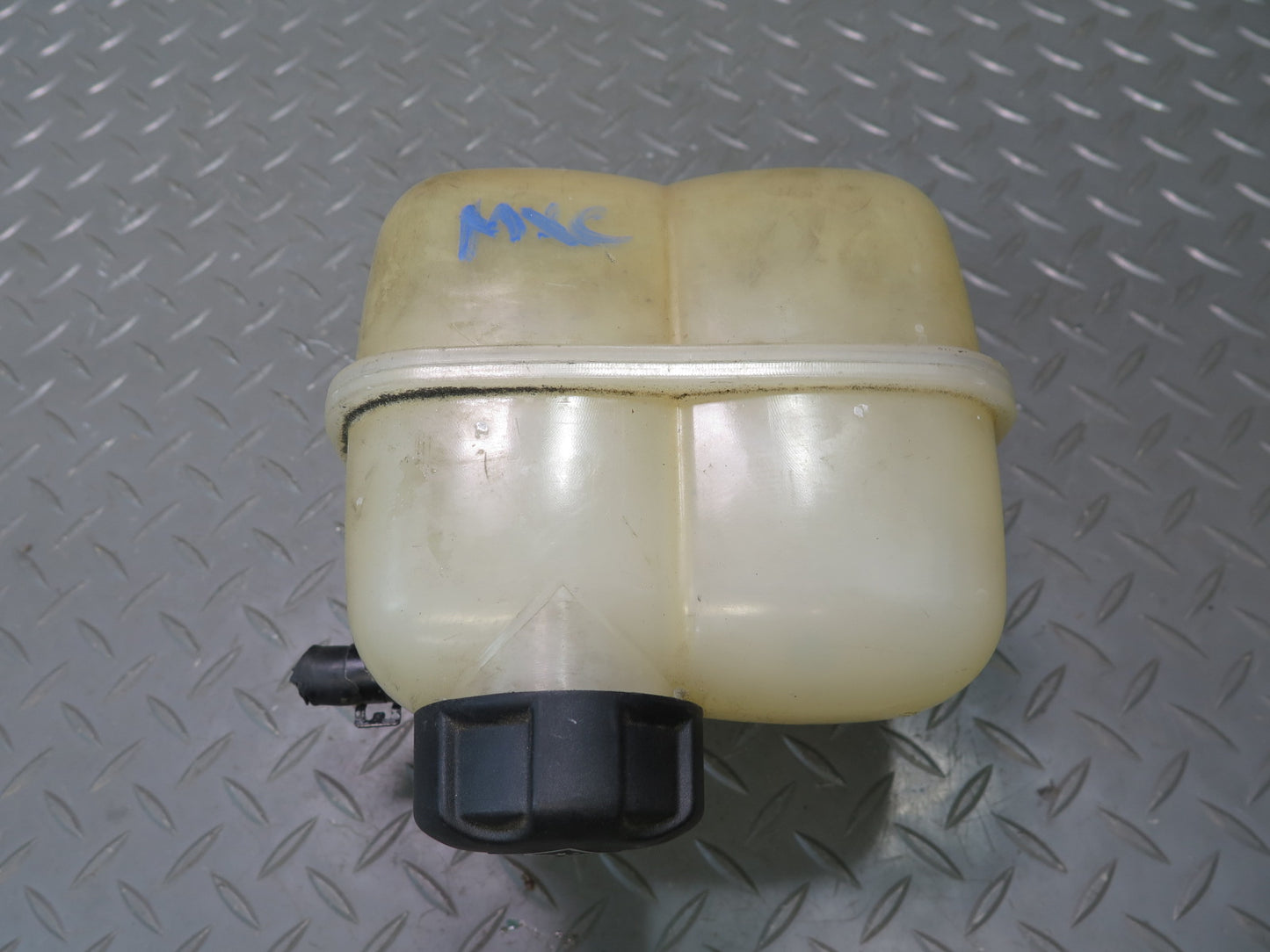 07-15 Mini R55 R56 R57 R58 Engine Coolant Expansion Overflow Reservoir Tank OEM