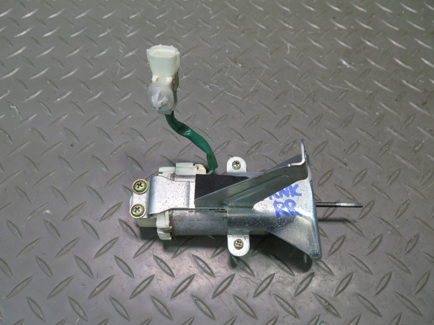 02-10 Lexus Z40 SC430 Set of 2 Rear Right Trunk Hinge Drive Gear Motor OEM