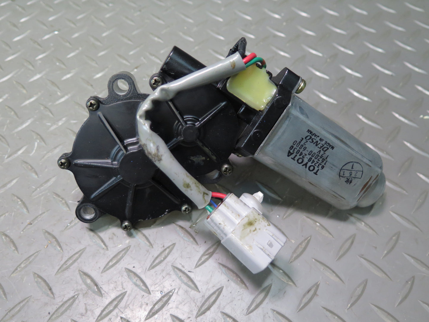 02-10 Lexus Z40 SC430 Set of 2 Rear Left Trunk Hinge Drive Gear Motor OEM