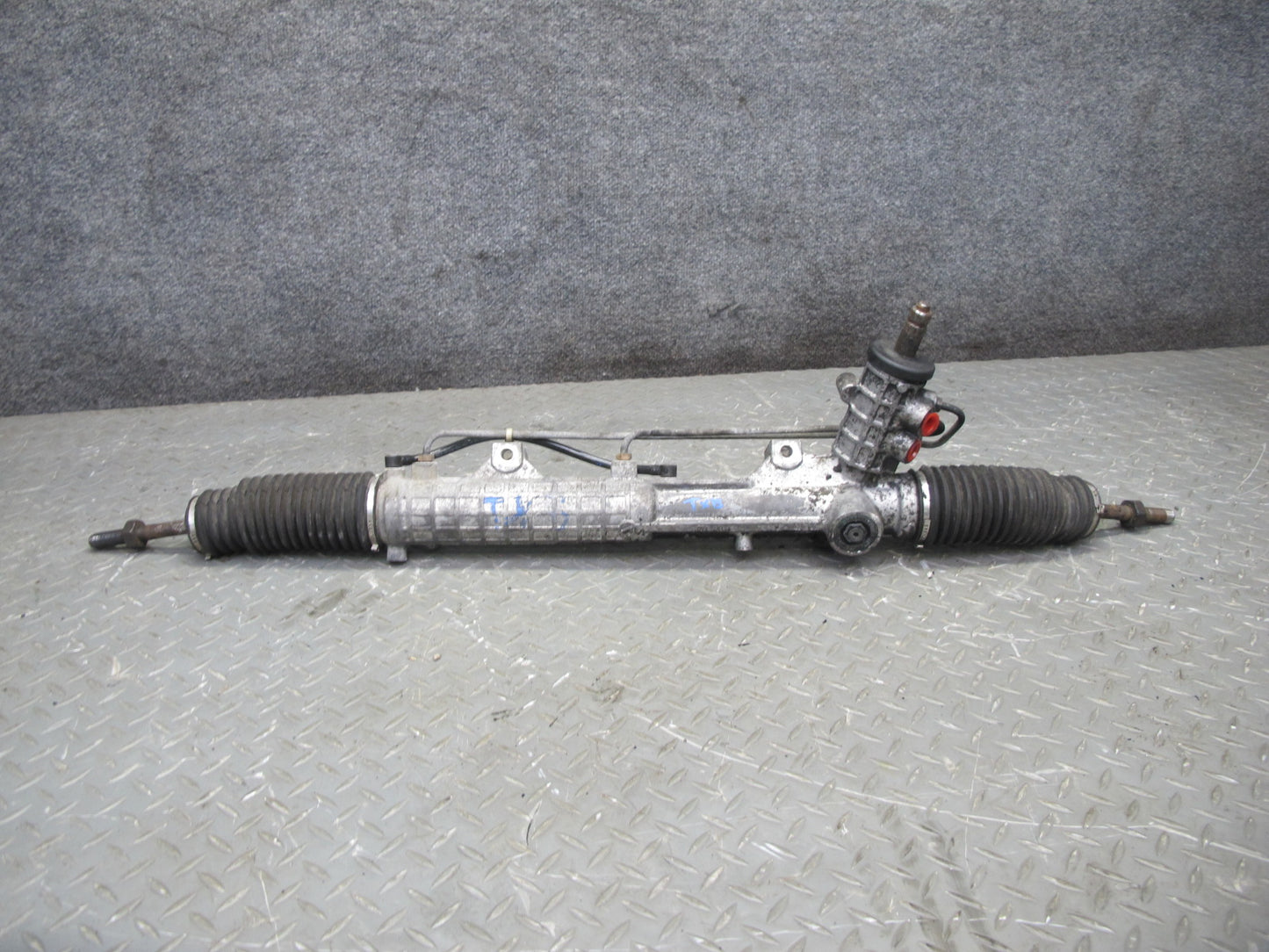 94-99 BMW E36 325iC 328iC Hydraulic Power Steering Rack & Pinion 1140828 OEM