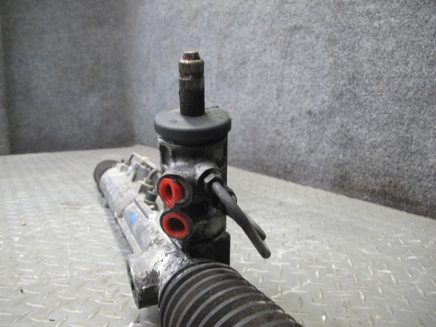 94-99 BMW E36 325iC 328iC Hydraulic Power Steering Rack & Pinion 1140828 OEM