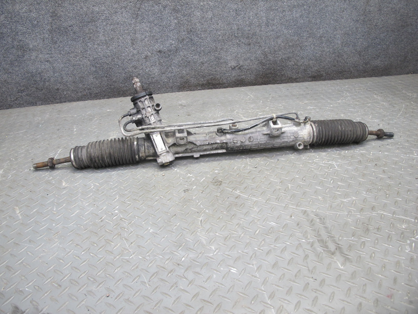 94-99 BMW E36 325iC 328iC Hydraulic Power Steering Rack & Pinion 1140828 OEM