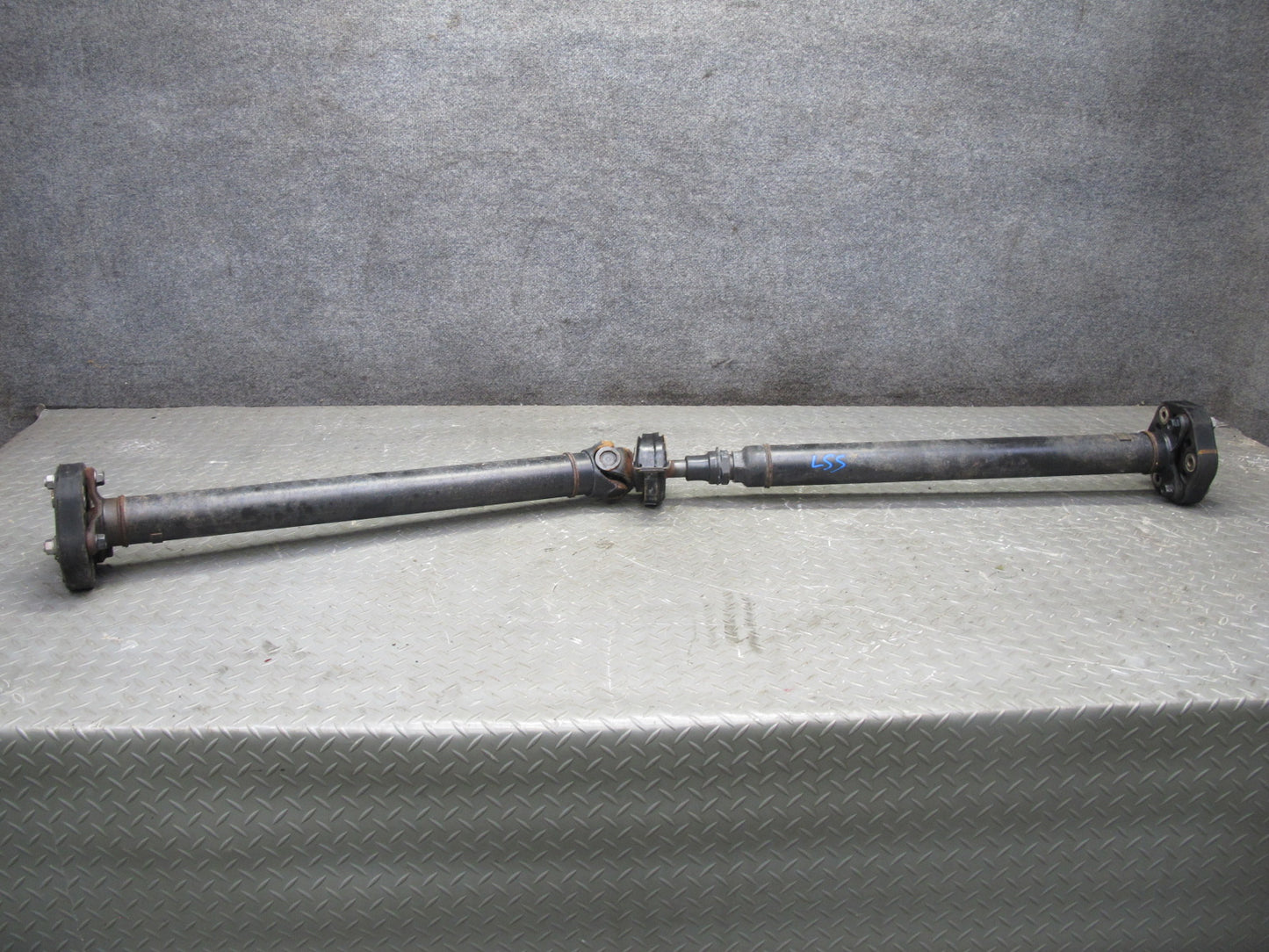 01-06 Lexus LS430 UCF30L RWD Rear Drive Shaft Driveshaft OEM