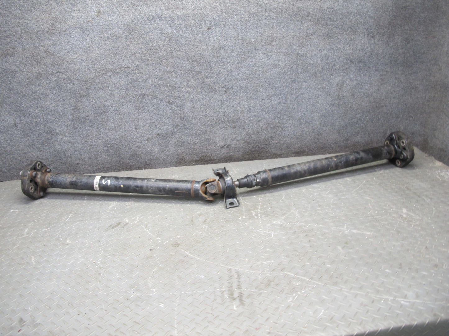 01-06 Lexus LS430 UCF30L RWD Rear Drive Shaft Driveshaft OEM