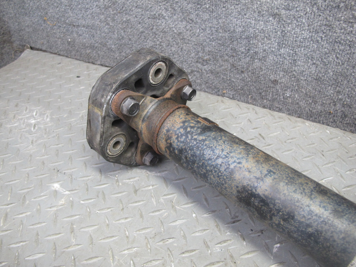 01-06 Lexus LS430 UCF30L RWD Rear Drive Shaft Driveshaft OEM