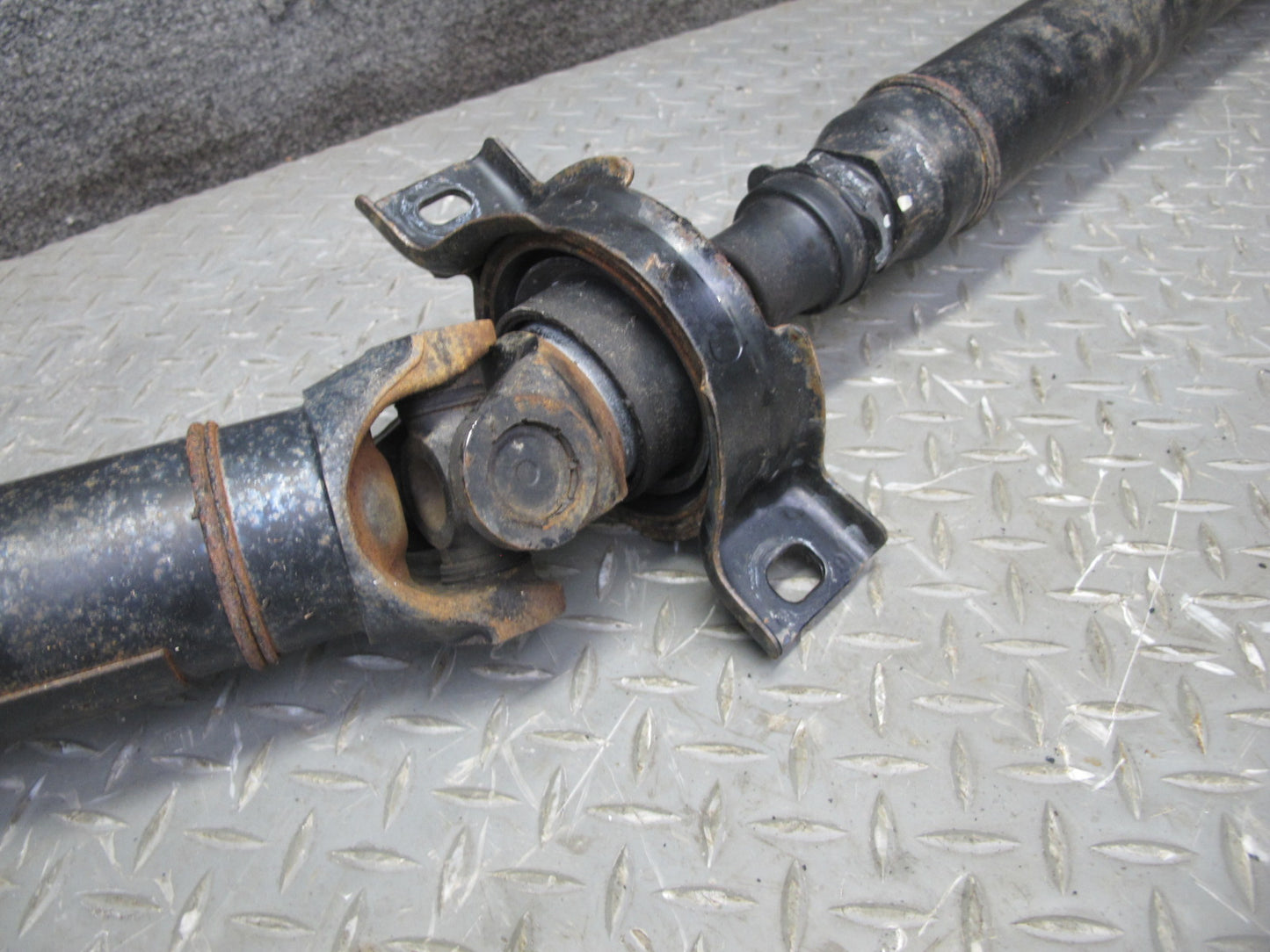 01-06 Lexus LS430 UCF30L RWD Rear Drive Shaft Driveshaft OEM