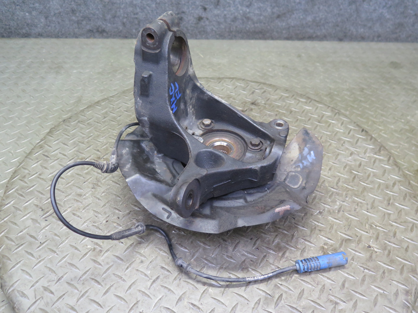 07-15 Mini R55 R56 R58 R59 R57 Front Left Spindle Knuckle Wheel Hub Bearing OEM