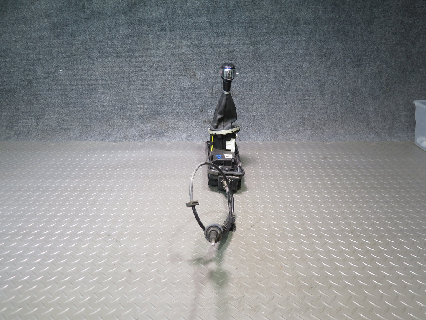 11-13 Mini Cooper S R56 R57 Automatic Gear Shifter Selector Assembly 7613577 OEM