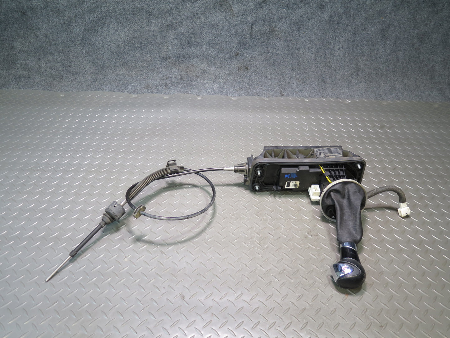 11-13 Mini Cooper S R56 R57 Automatic Gear Shifter Selector Assembly 7613577 OEM