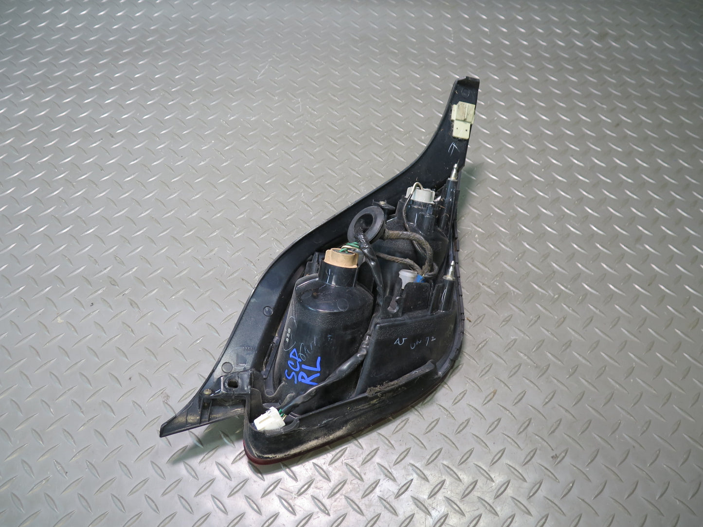 02-05 Lexus Z40 SC430 Rear Left Tail Light Lamp OEM