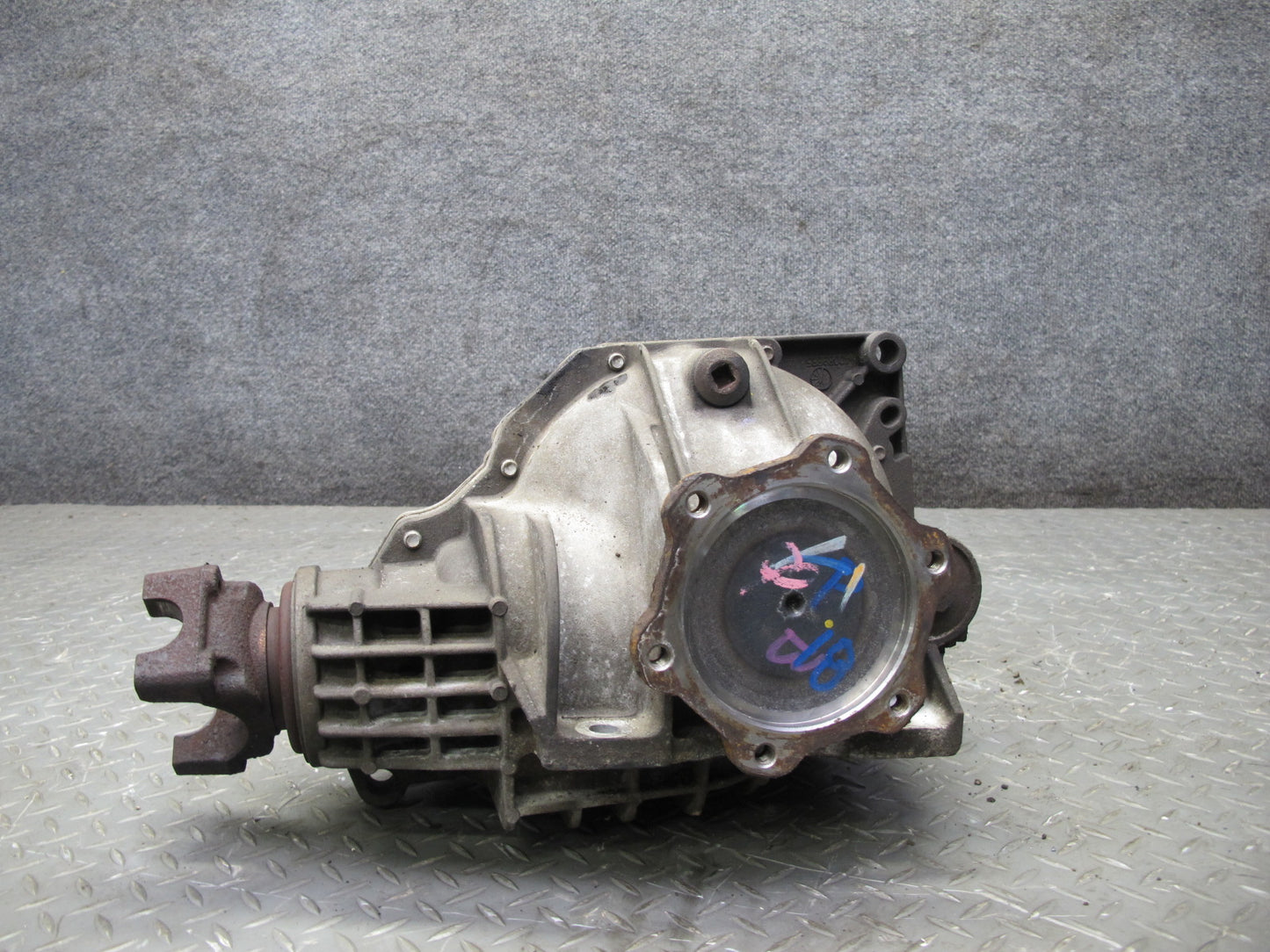 2012-2014 Cadillac Escalade 6.2L Front Axle Differential Carrier 3.42 Ratio 148k