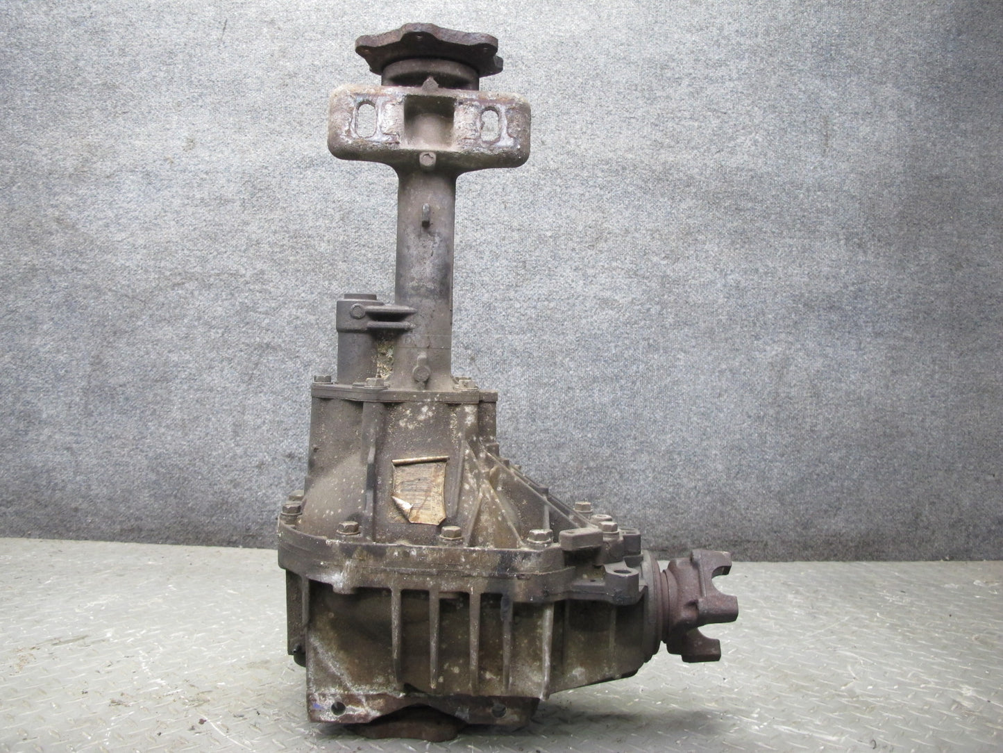 2012-2014 Cadillac Escalade 6.2L Front Axle Differential Carrier 3.42 Ratio 148k