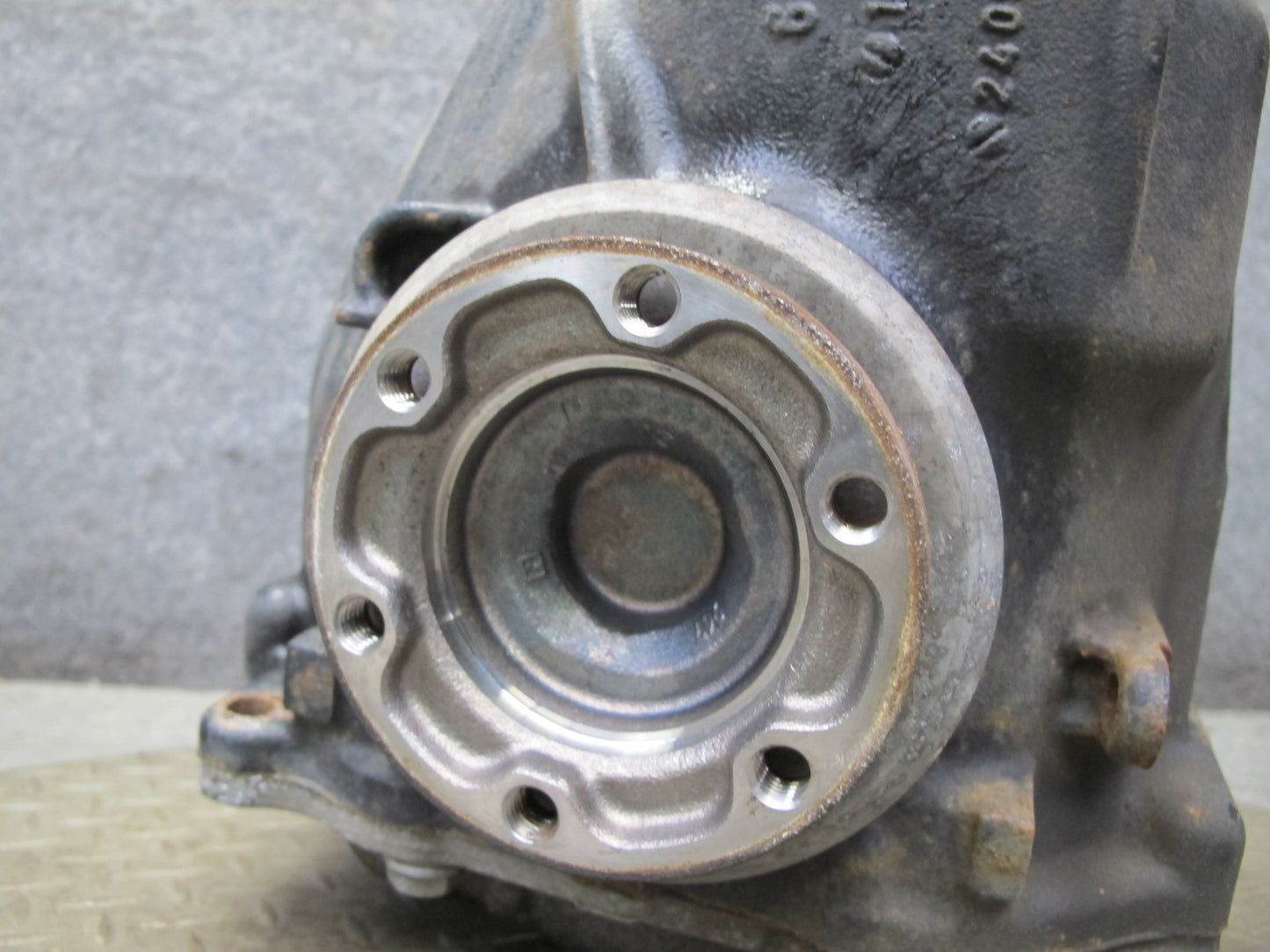 11-13 BMW E93 335i M/T Convertible Rear Differential Carrier 3.15 Ratio 107k OEM