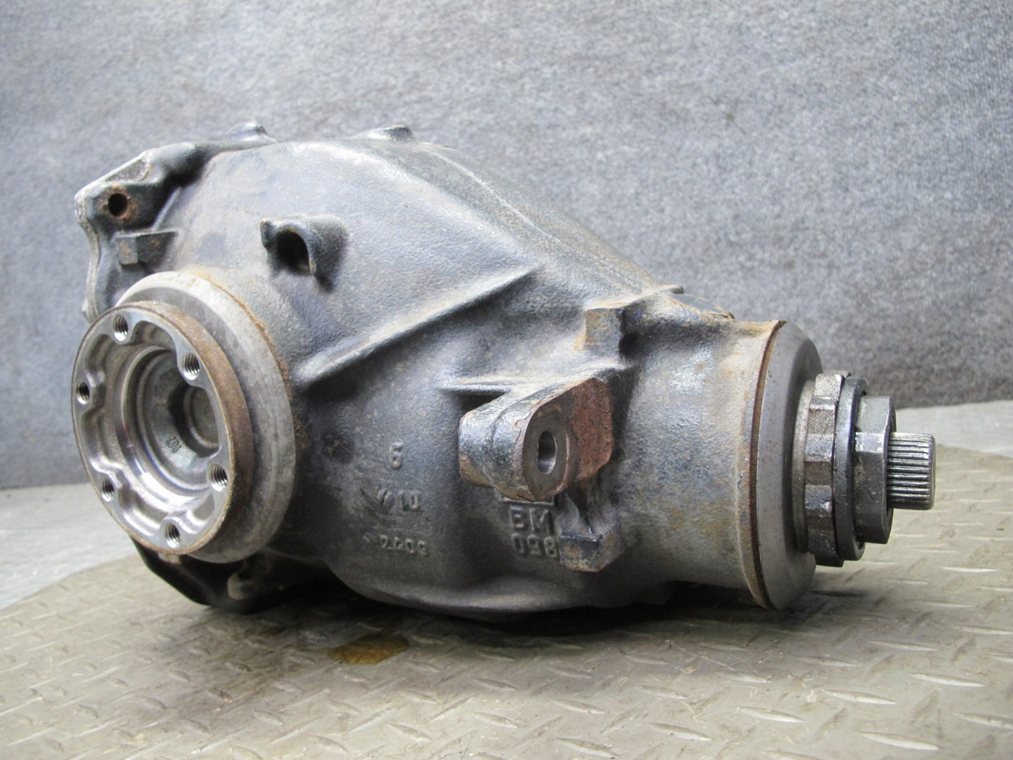 11-13 BMW E93 335i M/T Convertible Rear Differential Carrier 3.15 Ratio 107k OEM