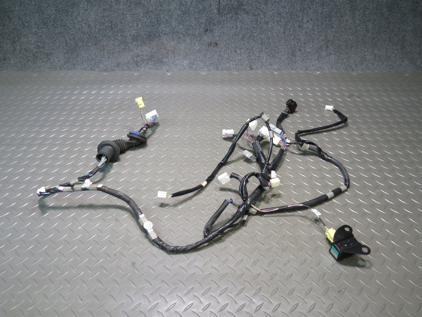 02-05 Lexus Z40 SC430 Front Right Passenger Door Wire Wiring Harness OEM