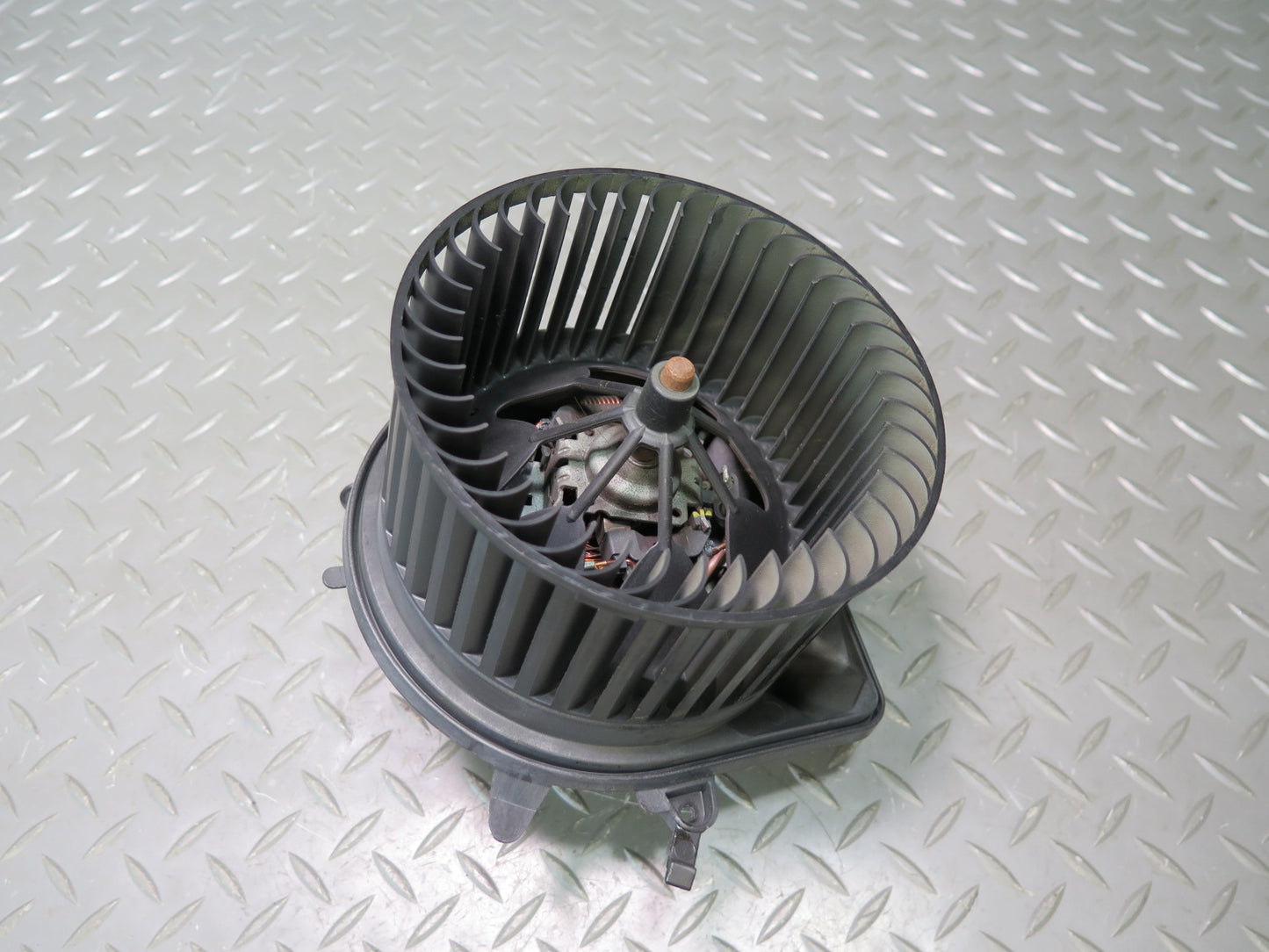 07-13 Mini Cooper R55 R56 R57 R58 R59 A/C Heater Blower Motor Fan 3422644 OEM