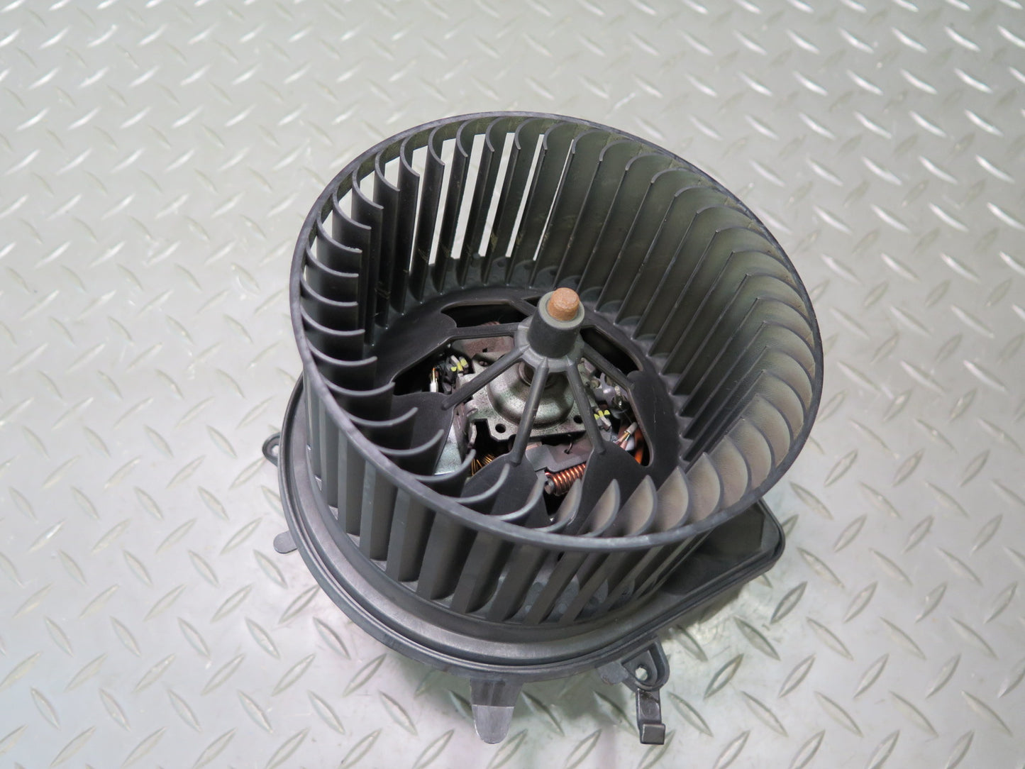 07-13 Mini Cooper R55 R56 R57 R58 R59 A/C Heater Blower Motor Fan 3422644 OEM