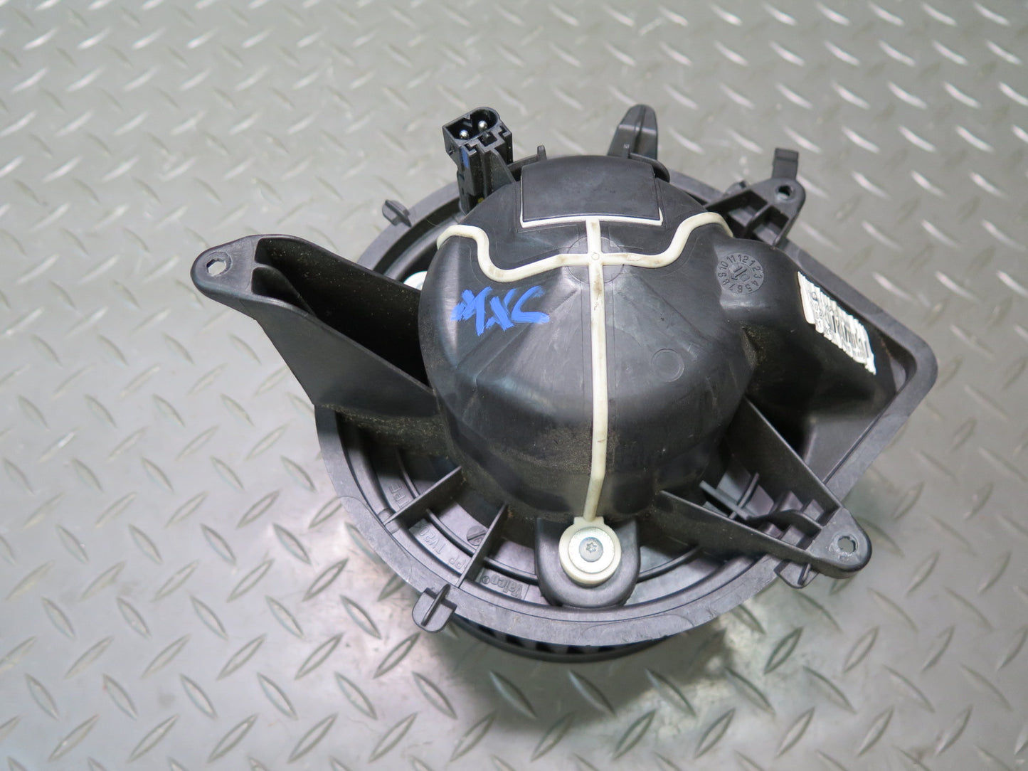 07-13 Mini Cooper R55 R56 R57 R58 R59 A/C Heater Blower Motor Fan 3422644 OEM